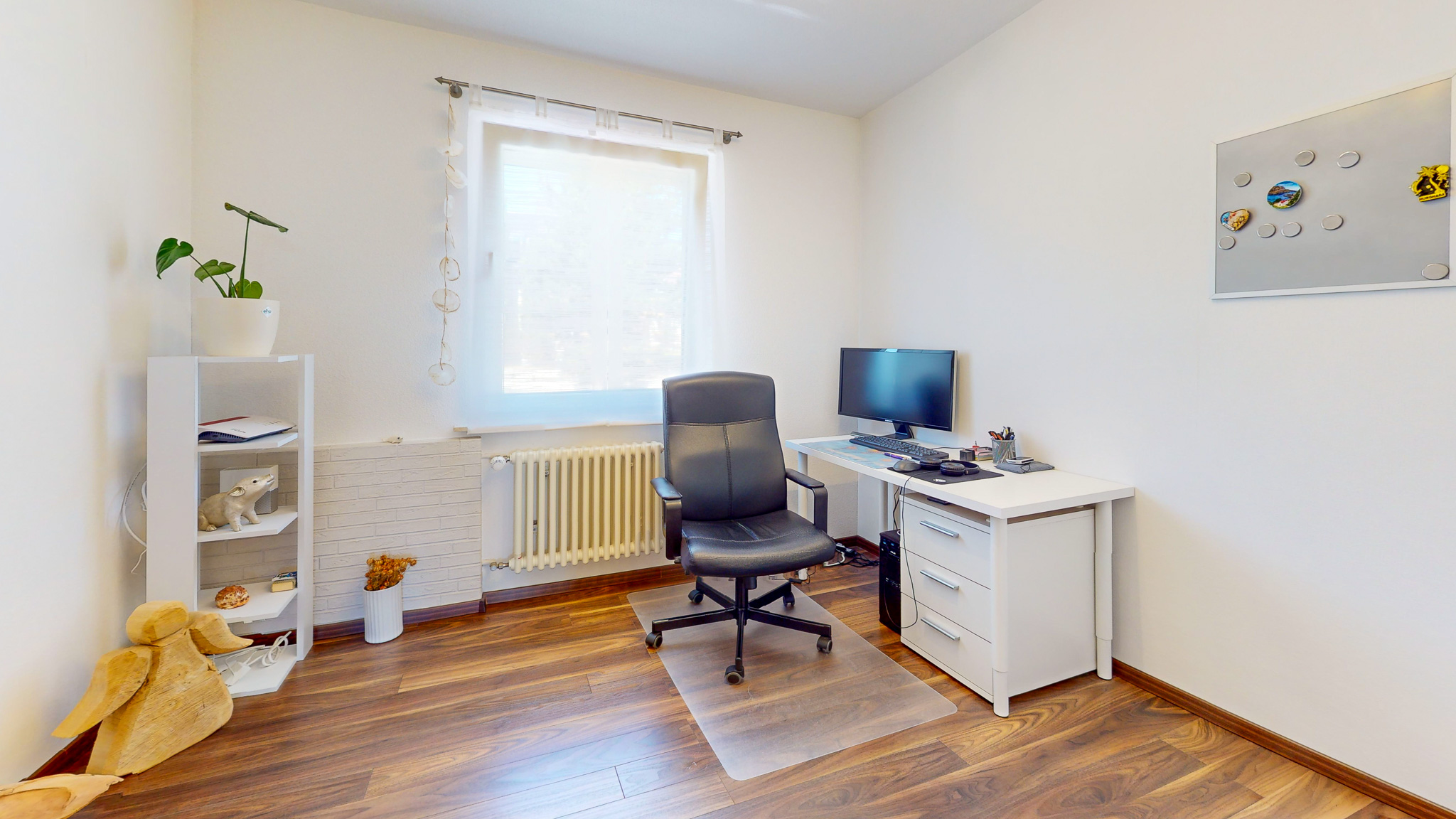 Büro 1